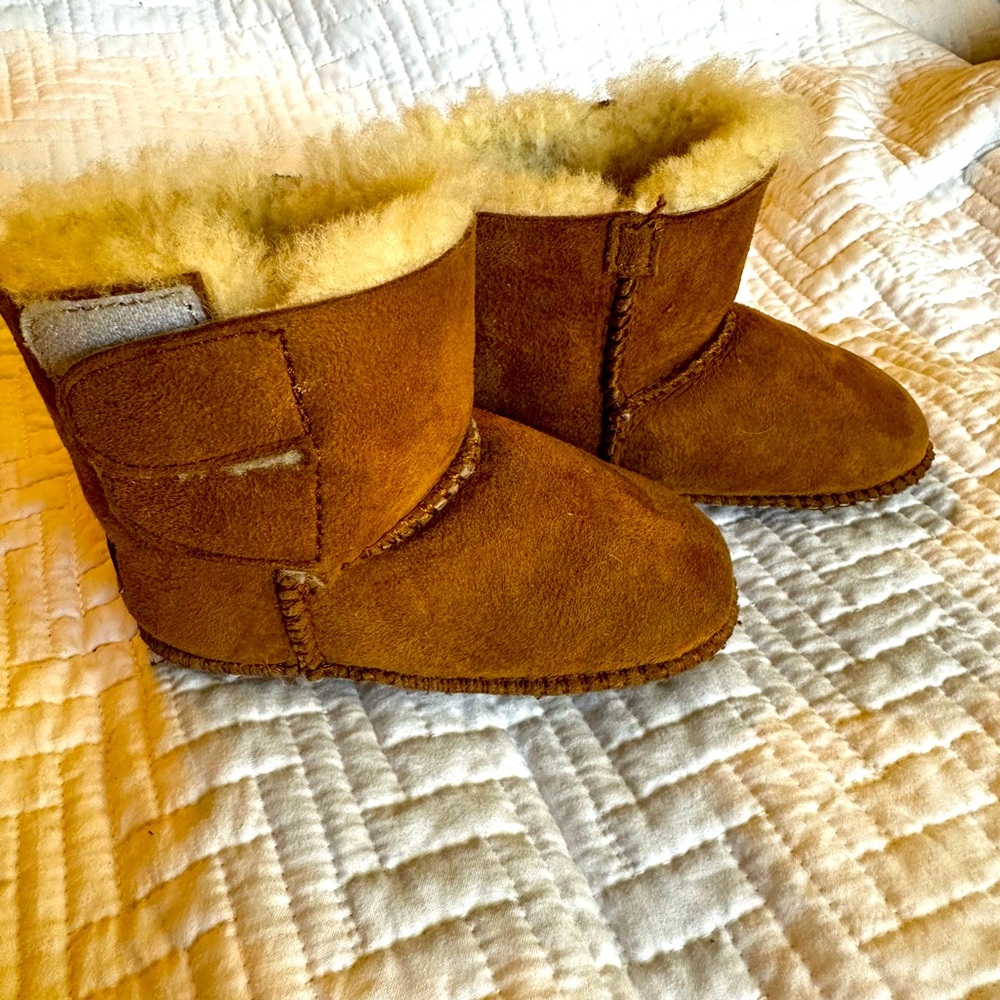 Baby Ugg boots soft sole 12-18 months